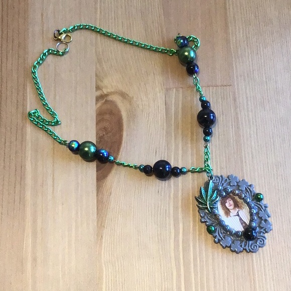 Workaholics blake 420 necklace - Picture 2 of 2